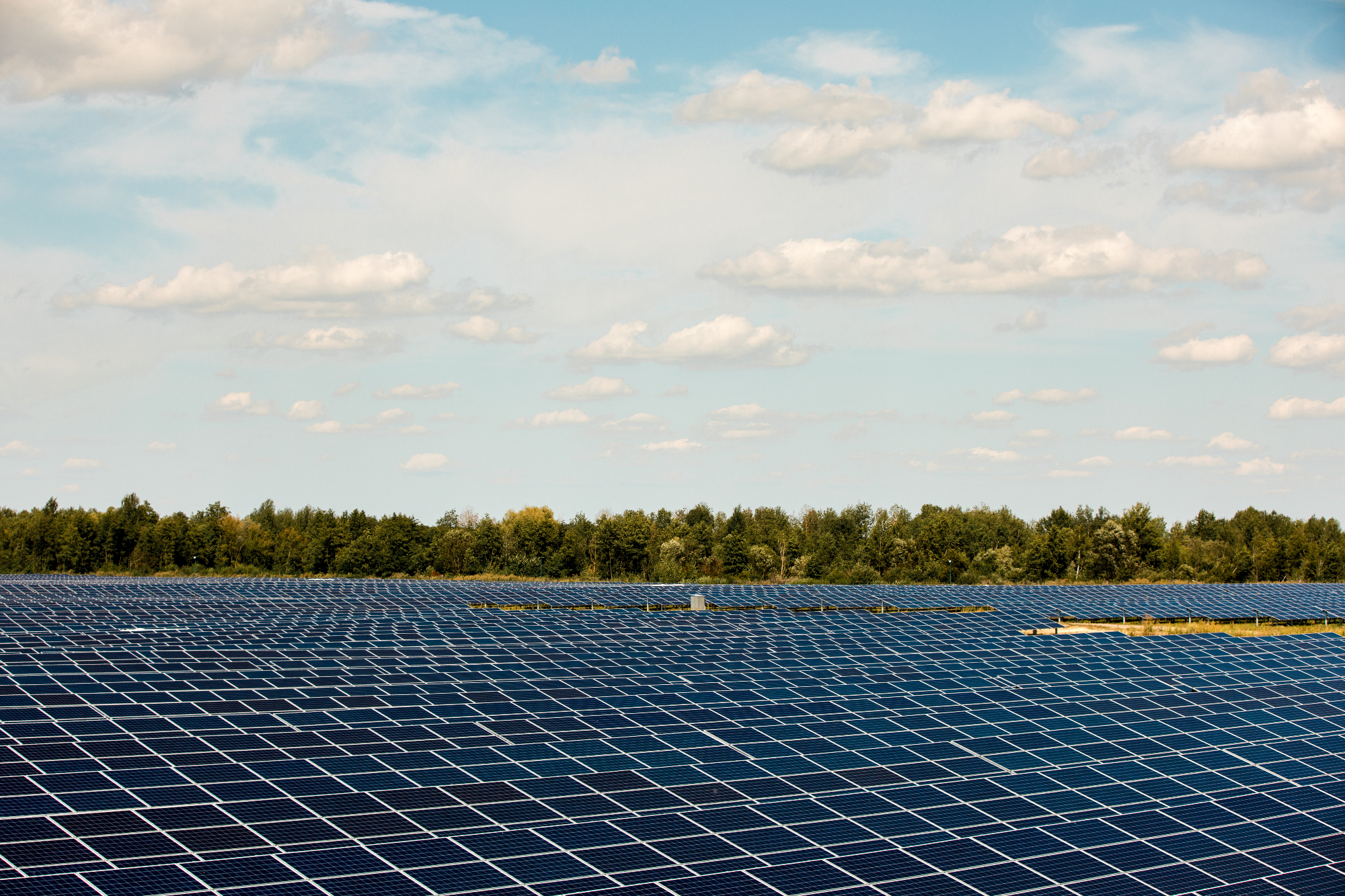 Sončne elektrarne so korak v pravo smer za naš planet